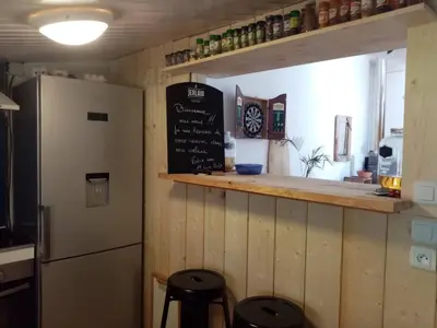 Cuisine ou kitchenette dans l'établissement La cabane 1949