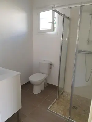 Salle de bains dans l'établissement Villa de la plage 3 chambres, à 2 pas de l'océan