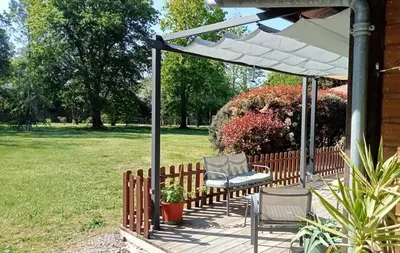 Jardin de l'établissement Maison chalet Soustons