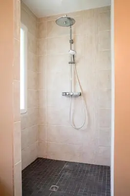 Salle de bains dans l'établissement Evasion nature au val de l'Eyre