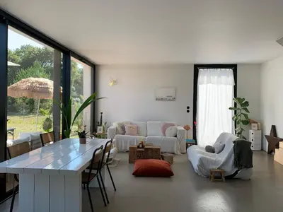 Coin salon dans l'établissement Maison familiale