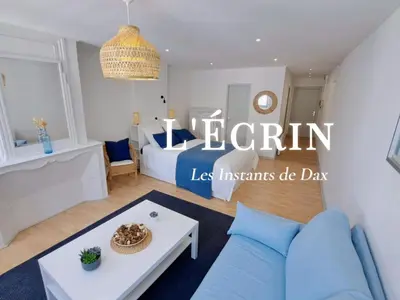 Coin salon dans l'établissement Les instants de Dax - Au coeur des thermes