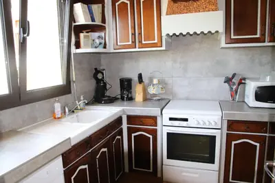 Plan de l'établissement Maison confortable avec jardin à Lahosse, 90 m²