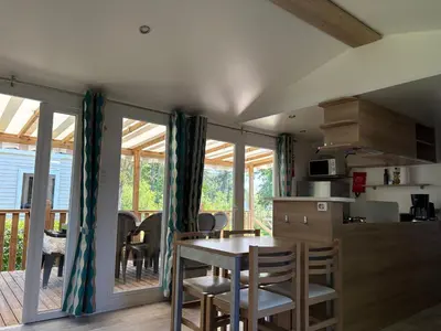 Cuisine ou kitchenette dans l'établissement mobilolo 1