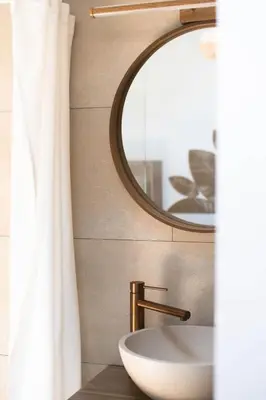 Salle de bains dans l'établissement Le Marco Polo