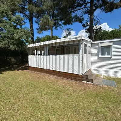 Mobilhome sur camping 4 étoiles