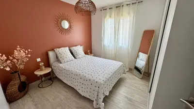 Un ou plusieurs lits dans un hébergement de l'établissement Villa au Teich cœur du Bassin d Arcachon 3 chambres