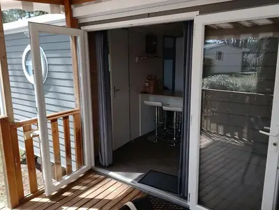 Balcon ou terrasse dans l'établissement MH 285 O'HARA 3 chambres et 1 salle de bain dans camping 4 étoiles