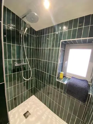 Salle de bains dans l'établissement Les Nids de Galleben La Villa Landaise