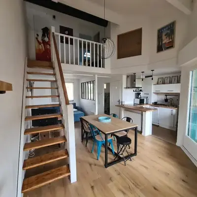 Duplex au cœur du bourg à 10 minutes de la plage