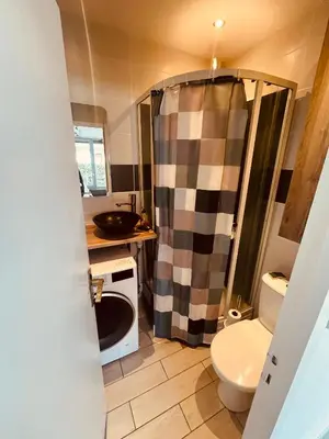 Salle de bains dans l'établissement Studio dans les Landes