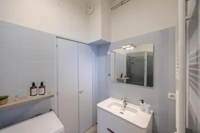 Plan de l'établissement Grand appartement cosy - T3 en Hyper centre