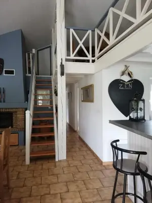 Plan de l'établissement Maison familiale au calme avec piscine en bordure de forêt