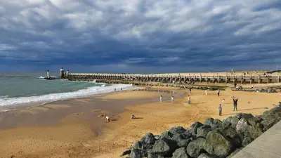 Vue générale sur la mer ou vue sur la mer prise depuis l'appartement