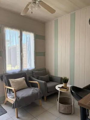 Coin salon dans l'établissement Soleil et Sable