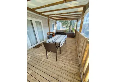 Balcon ou terrasse dans l'établissement Mobil-home Clim, TV, LV Camping LES OYATS 4 étoiles - MH-A017