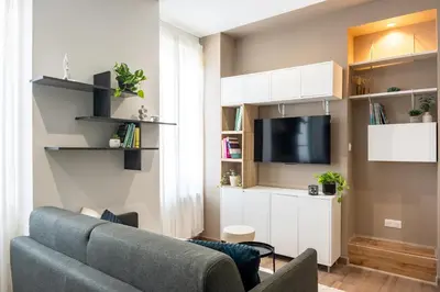Télévision ou salle de divertissement dans l'établissement Charmant studio lumineux au coeur du centre ville