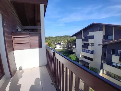 Balcon ou terrasse dans l'établissement Seignosse : Appartement rénové à pied des plages avec climatisation - FR-1-239-1126