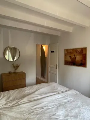 Un ou plusieurs lits dans un hébergement de l'établissement Villa Oceanside Embassy Surf House