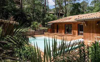 Piscine de l'établissement Cabane 19 ou située à proximité