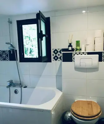 Salle de bains dans l'établissement Maison RELAX au BASSIN