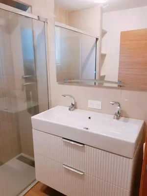 Salle de bains dans l'établissement Maison familiale à 6 minutes de l'océan