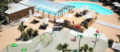 Piscine de l'établissement Fun et Nature ou située à proximité