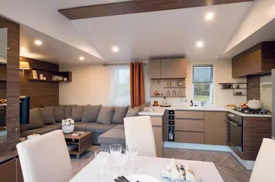 Cuisine ou kitchenette dans l'établissement Fun et Nature