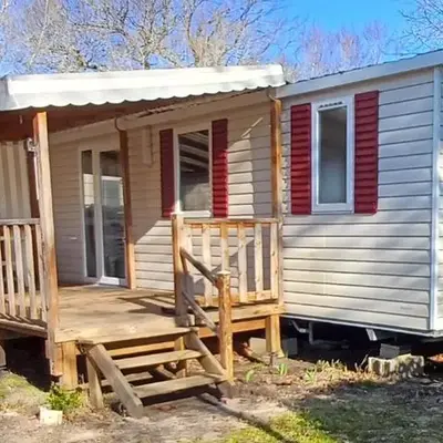 La Réserve 4 étoiles à Gastes emplacement 329 2CH 1SDB 6 personnes