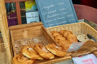 Nourriture dans la villa ou à proximité