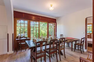 Restaurant ou autre lieu de restauration dans l'établissement Appartement Gracieuse - Welkeys