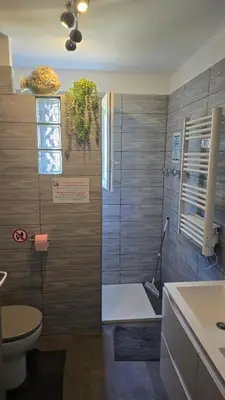 Salle de bains dans l'établissement Maison Entre lac et océan