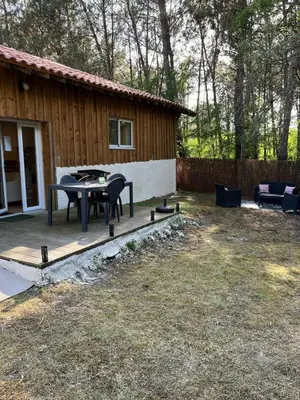 Jardin de l'établissement Hébergement GÎTE Domaine de Pinsol