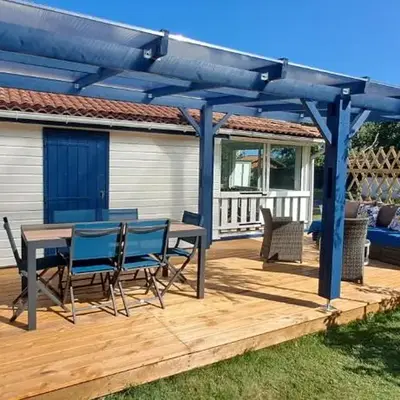Joli chalet exotique à Biscarrosse-Lac