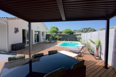 Piscine de l'établissement Villa Coquillage ou située à proximité