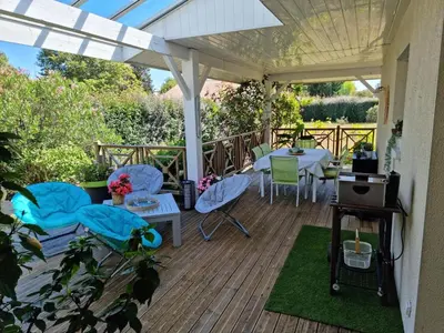 Jardin de l'établissement Villa avec grand jardin pour 6 personnes proche lac et océan