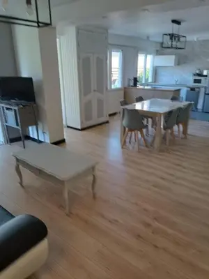 Cuisine ou kitchenette dans l'établissement Maison à Vieux Boucau les Bains