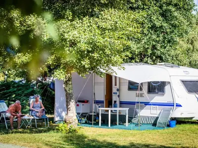 Jardin de l'établissement Chalet pour 6 personnes avec terrasse - API-1-52-708