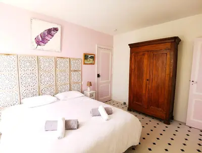 Un ou plusieurs lits dans un hébergement de l'établissement La grange des Bruyères, maison rénovée, 5 chambres