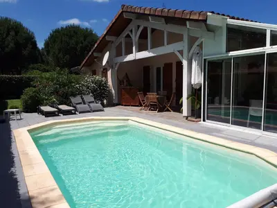 Piscine de l'établissement Le Soleil Couchant ou située à proximité