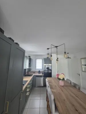 Cuisine ou kitchenette dans l'établissement Villa 6 personnes entre nature et océan