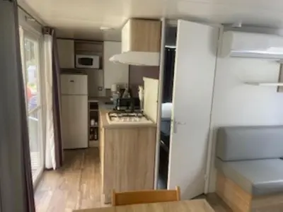 Plan de l'établissement La Plage 4 étoiles emplacement E29 3CH 1SDB Clim