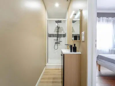 Cuisine ou kitchenette dans l'établissement Maison rénovée à Mimizan pour 10 pers. avec jardin proche océan - FR-1-50-194