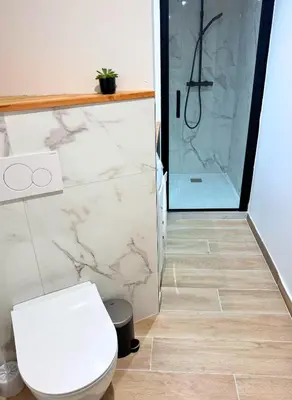 Salle de bains dans l'établissement Cocon - Hyper Centre - Clim - Wifi