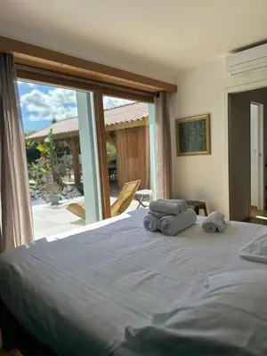 Un ou plusieurs lits dans un hébergement de l'établissement Jack's Lodge - La Grange