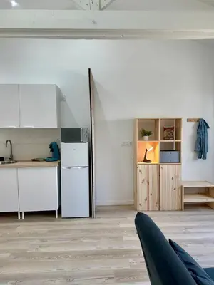 Cuisine ou kitchenette dans l'établissement L'Atelier des Couleurs - T2 Neuf - plain-pied