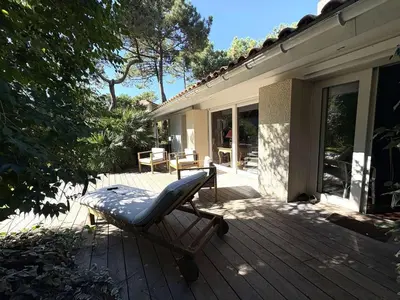 Jardin de l'établissement Charmante villa familiale au Cap Ferret, proche plages, 9 pers - FR-1-736-68