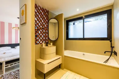 Salle de bains dans l'établissement Villa Domus Sciurorum – Pyla-sur-Mer (Domaine Forestier)