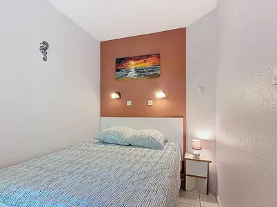 Un ou plusieurs lits dans un hébergement de l'établissement Appartement T2 pour 4 pers. à Moliets avec terrasse - FR-1-857-11
