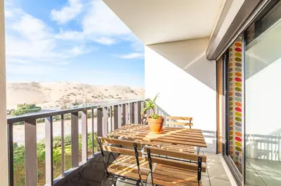 Balcon ou terrasse dans l'établissement Arlo - proche plage du Penon